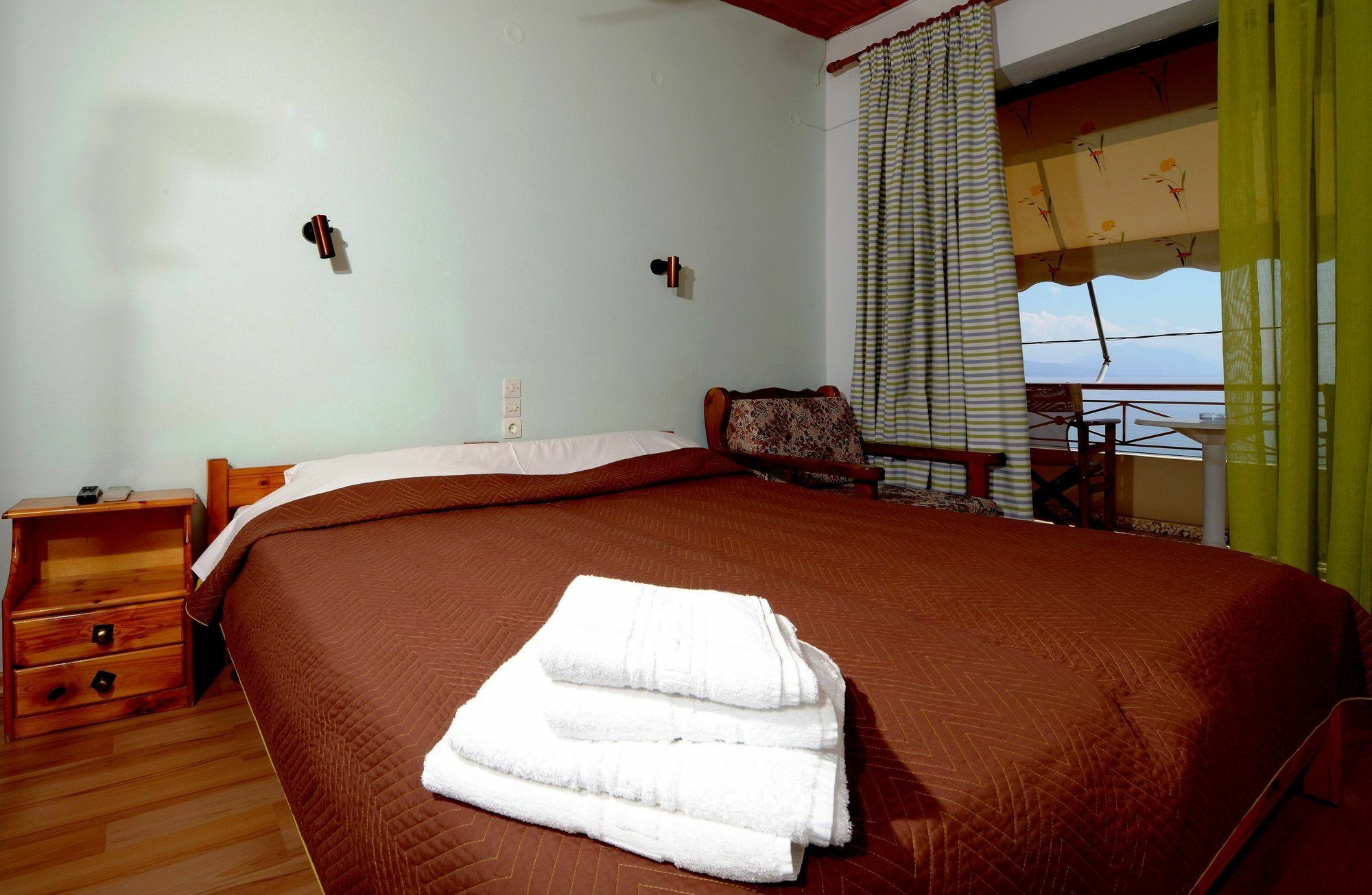 Pharos Rooms Ilia Exterior photo