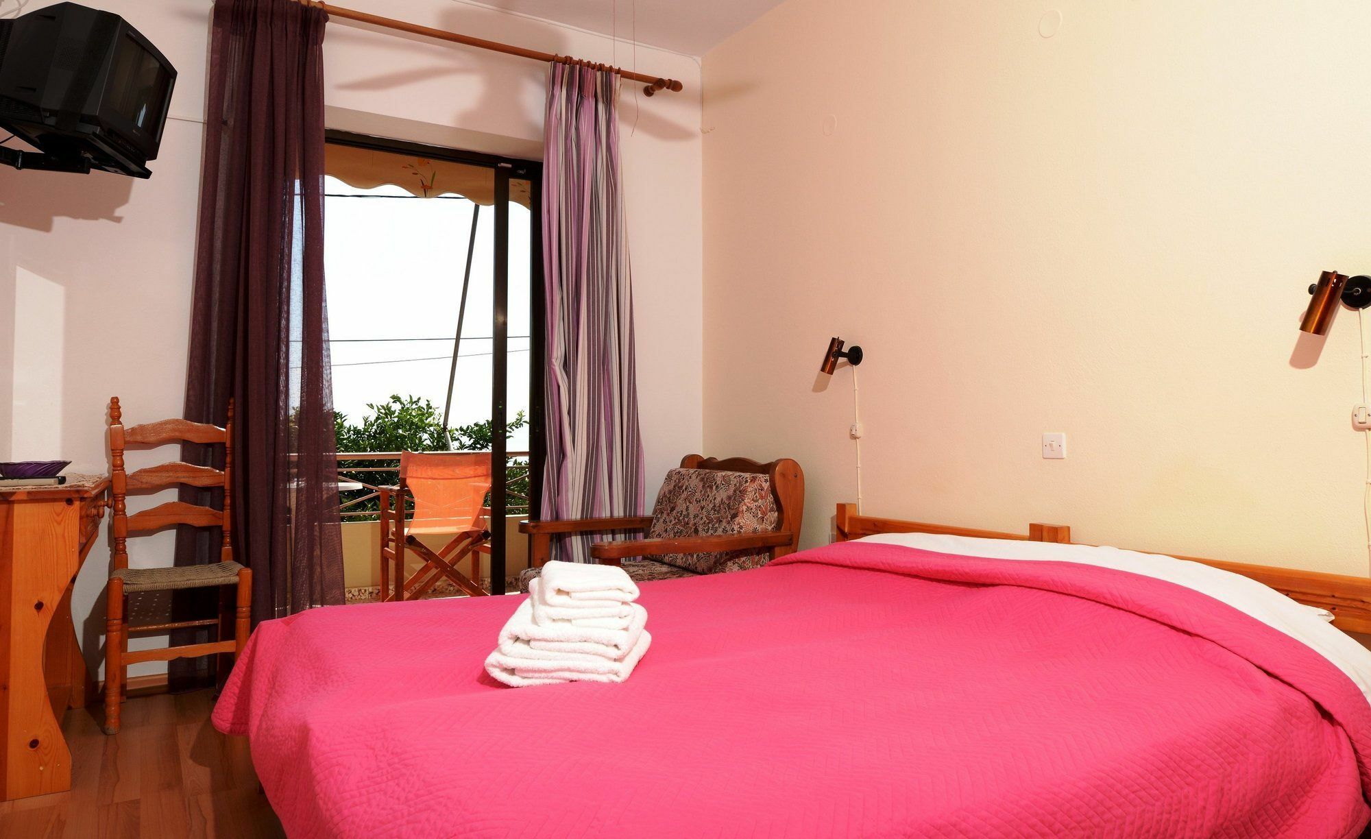 Pharos Rooms Ilia Exterior photo